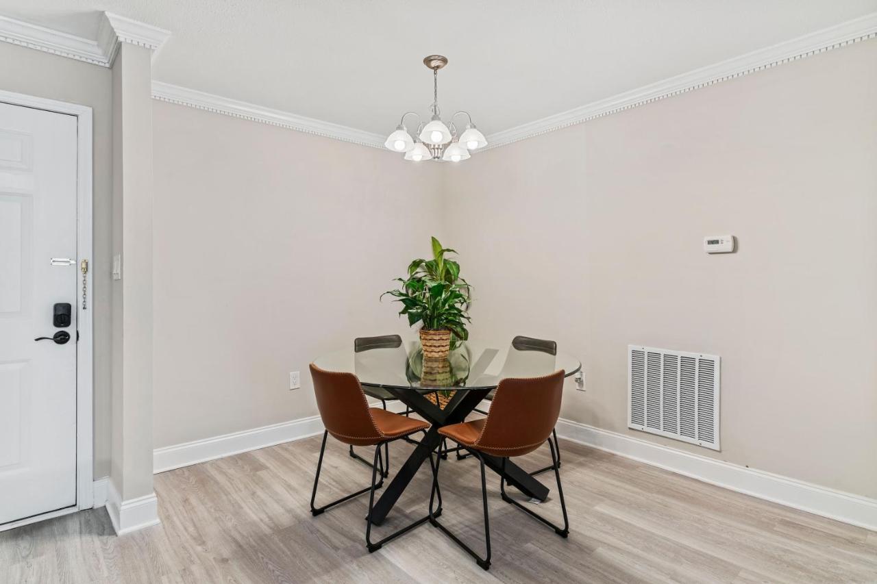 M1 - Private And Serene 1Bdr 1Ba Ensuite Shared Room 亚特兰大 外观 照片
